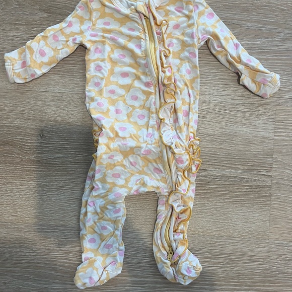 Caden Lane Girl 0-3 bundle - Picture 6 of 14